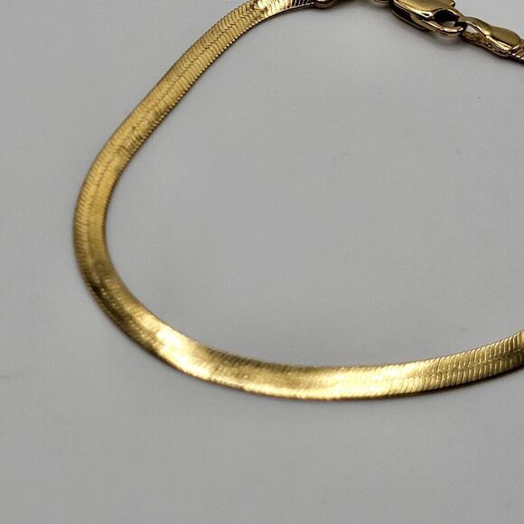 High Quality Gold Snake Chain Bracelet small 6.75" - Picture 1 of 2